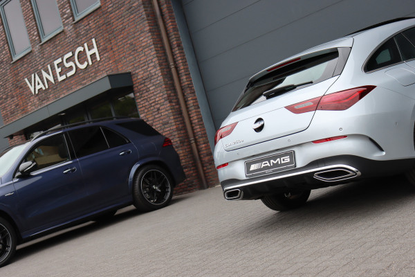 Mercedes-Benz CLA-Klasse Shooting Brake 250 e Star Edition AMG Line Aut8 | Panoramadak | Distronic | Memory | Trekhaak | Verwarmd Stuurwiel | HUD | Multibeam LED | Keyless Go | Advanced Sound System |