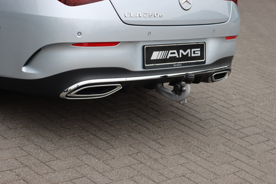 Mercedes-Benz CLA-Klasse Shooting Brake 250 e Star Edition AMG Line Aut8 | Panoramadak | Distronic | Memory | Trekhaak | Verwarmd Stuurwiel | HUD | Multibeam LED | Keyless Go | Advanced Sound System |