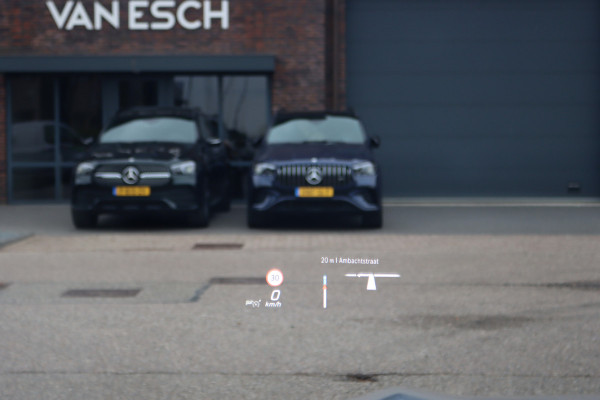 Mercedes-Benz CLA-Klasse Shooting Brake 250 e Star Edition AMG Line Aut8 | Panoramadak | Distronic | Memory | Trekhaak | Verwarmd Stuurwiel | HUD | Multibeam LED | Keyless Go | Advanced Sound System |