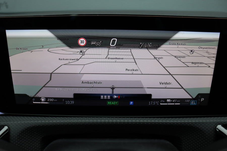 Mercedes-Benz CLA-Klasse Shooting Brake 250 e Star Edition AMG Line Aut8 | Panoramadak | Distronic | Memory | Trekhaak | Verwarmd Stuurwiel | HUD | Multibeam LED | Keyless Go | Advanced Sound System |