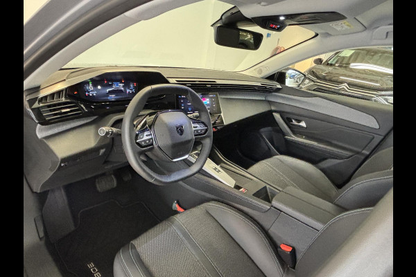 Peugeot 308 1.2 PureTech Allure Automaat | Afneembare trekhaak | Navigatie | 360 camera | Navigatie | Android auto / Apple carplay