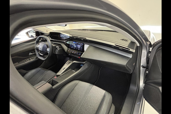 Peugeot 308 1.2 PureTech Allure Automaat | Afneembare trekhaak | Navigatie | 360 camera | Navigatie | Android auto / Apple carplay
