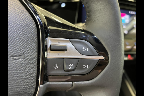 Peugeot 308 1.2 PureTech Allure Automaat | Afneembare trekhaak | Navigatie | 360 camera | Navigatie | Android auto / Apple carplay