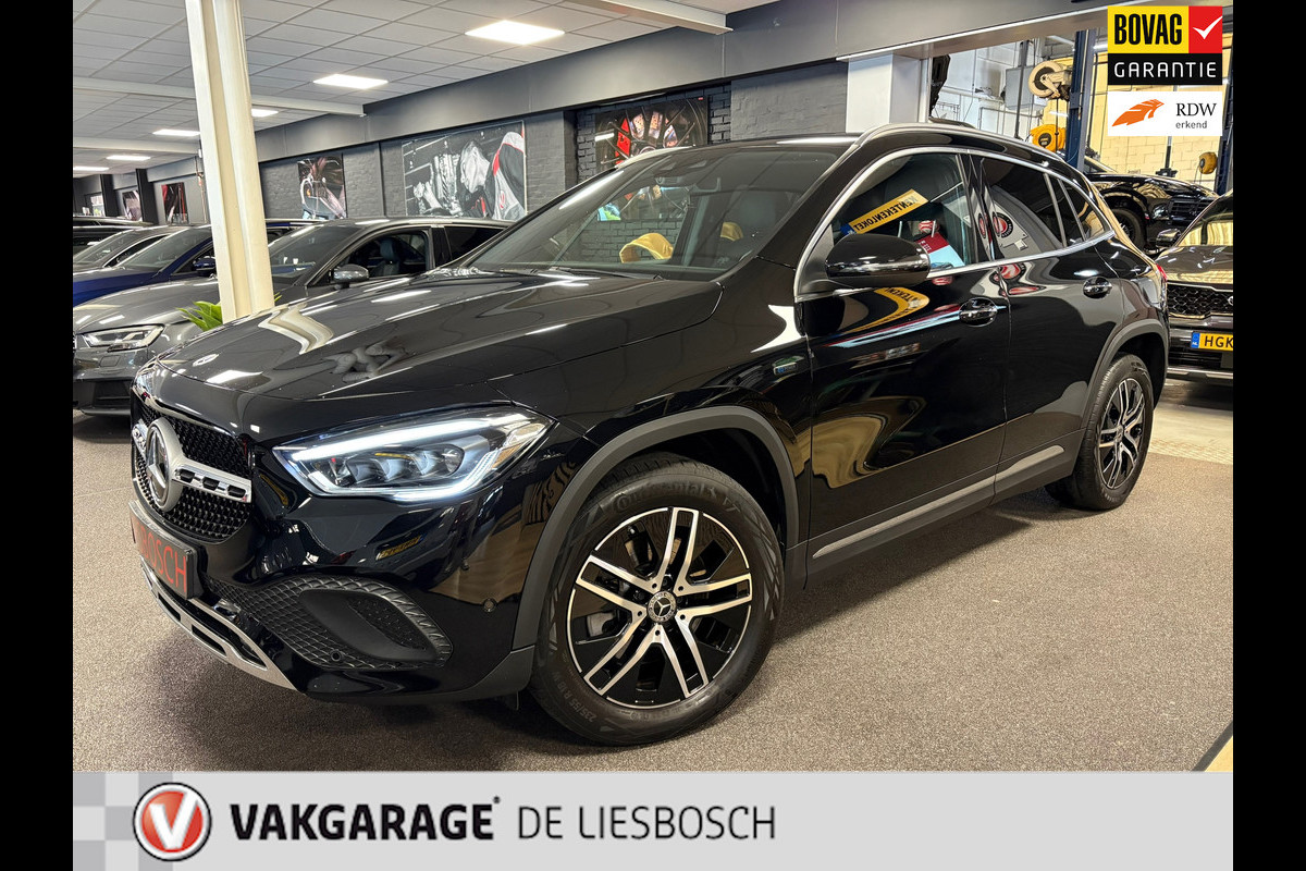 Mercedes-Benz GLA 250 e Progressive led verlichting / sfeer verlichting / camera / Mercedes-Benz GLA 250 e Progressive led verlichting / sfeer verlichting / camera /