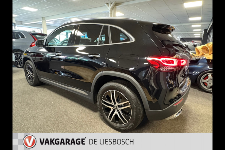 Mercedes-Benz GLA 250 e Progressive led verlichting / sfeer verlichting / camera /