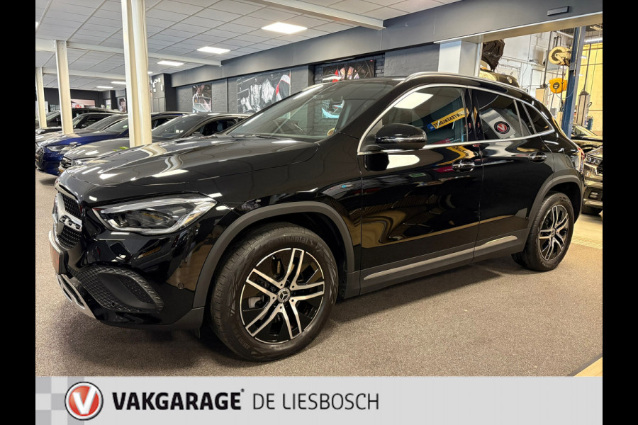 Mercedes-Benz GLA 250 e Progressive led verlichting / sfeer verlichting / camera /