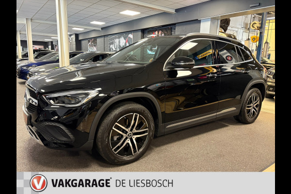 Mercedes-Benz GLA 250 e Progressive led verlichting / sfeer verlichting / camera /