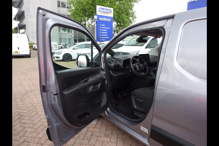 Toyota PROACE CITY 1.5 D-4D Navigator Long 130 PK NAVI CRUISE PDC