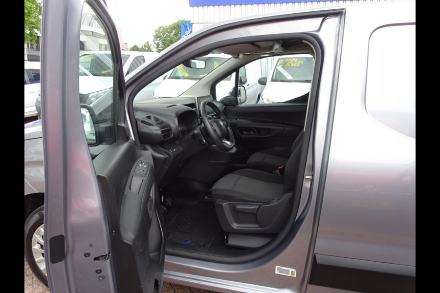 Toyota PROACE CITY 1.5 D-4D Navigator Long 130 PK NAVI CRUISE PDC