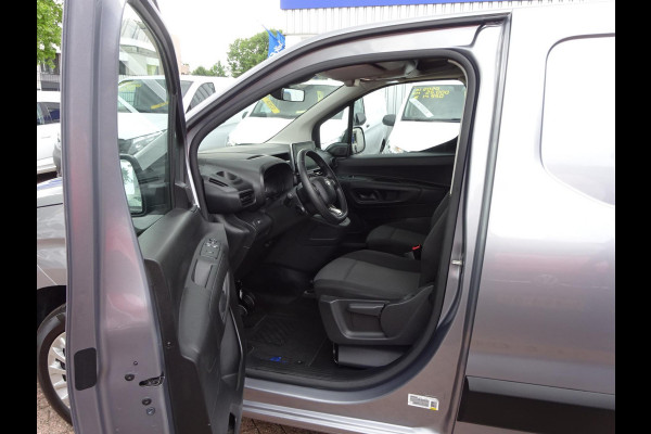 Toyota PROACE CITY 1.5 D-4D Navigator Long 130 PK NAVI CRUISE PDC