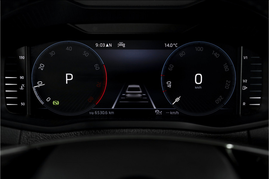 Škoda Karoq 1.5 TSI ACT 150 PK Business Edition Plus - Automaat | Dig.Cockpit | Adapt.Cruise | Stoel-+Stuurverw. | PDC | Camera | NAV + App.Connect | ECC | DAB | LM 17" |