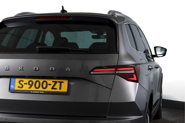 Škoda Karoq 1.5 TSI ACT 150 PK Business Edition Plus - Automaat | Dig.Cockpit | Adapt.Cruise | Stoel-+Stuurverw. | PDC | Camera | NAV + App.Connect | ECC | DAB | LM 17" |