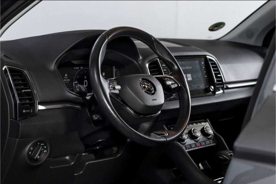 Škoda Karoq 1.5 TSI ACT 150 PK Business Edition Plus - Automaat | Dig.Cockpit | Adapt.Cruise | Stoel-+Stuurverw. | PDC | Camera | NAV + App.Connect | ECC | DAB | LM 17" |