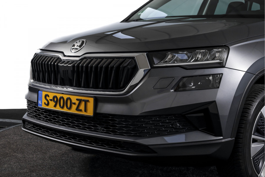 Škoda Karoq 1.5 TSI ACT 150 PK Business Edition Plus - Automaat | Dig.Cockpit | Adapt.Cruise | Stoel-+Stuurverw. | PDC | Camera | NAV + App.Connect | ECC | DAB | LM 17" |