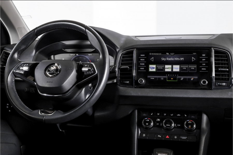 Škoda Karoq 1.5 TSI ACT 150 PK Business Edition Plus - Automaat | Dig.Cockpit | Adapt.Cruise | Stoel-+Stuurverw. | PDC | Camera | NAV + App.Connect | ECC | DAB | LM 17" |