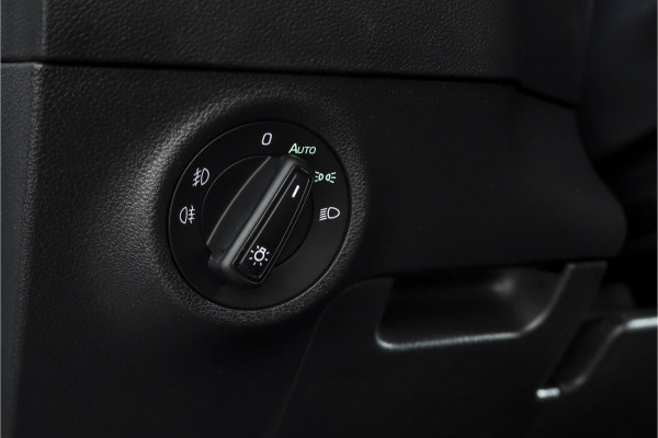Škoda Karoq 1.5 TSI ACT 150 PK Business Edition Plus - Automaat | Dig.Cockpit | Adapt.Cruise | Stoel-+Stuurverw. | PDC | Camera | NAV + App.Connect | ECC | DAB | LM 17" |
