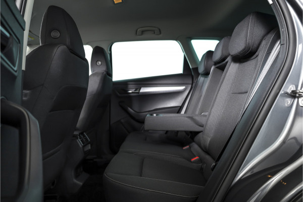 Škoda Karoq 1.5 TSI ACT 150 PK Business Edition Plus - Automaat | Dig.Cockpit | Adapt.Cruise | Stoel-+Stuurverw. | PDC | Camera | NAV + App.Connect | ECC | DAB | LM 17" |