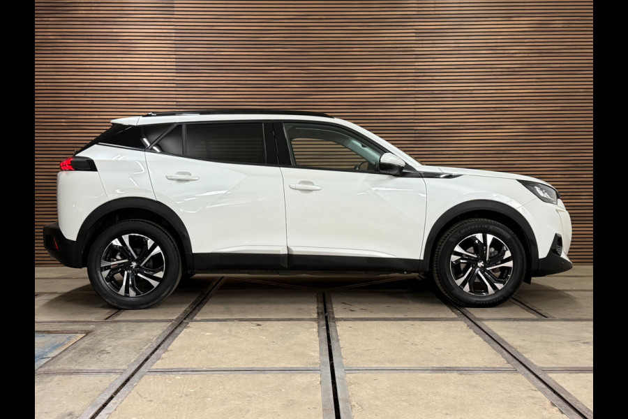 Peugeot 2008 1.2 PureTech Blue Lease Allure Automaat | Trekhaak | Carplay
