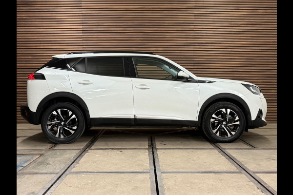 Peugeot 2008 1.2 PureTech Blue Lease Allure Automaat | Trekhaak | Carplay