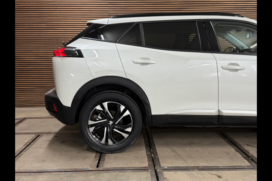 Peugeot 2008 1.2 PureTech Blue Lease Allure Automaat | Trekhaak | Carplay