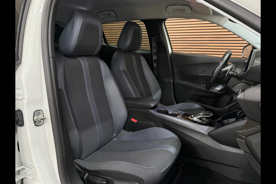 Peugeot 2008 1.2 PureTech Blue Lease Allure Automaat | Trekhaak | Carplay