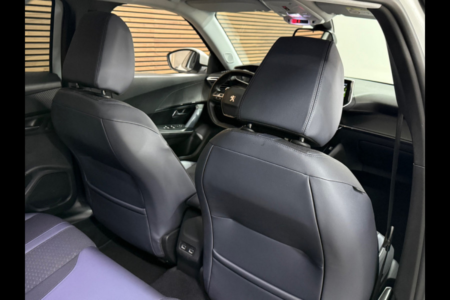Peugeot 2008 1.2 PureTech Blue Lease Allure Automaat | Trekhaak | Carplay