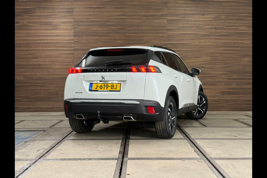 Peugeot 2008 1.2 PureTech Blue Lease Allure Automaat | Trekhaak | Carplay