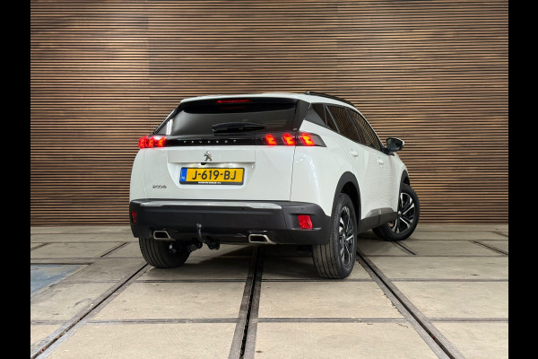 Peugeot 2008 1.2 PureTech Blue Lease Allure Automaat | Trekhaak | Carplay