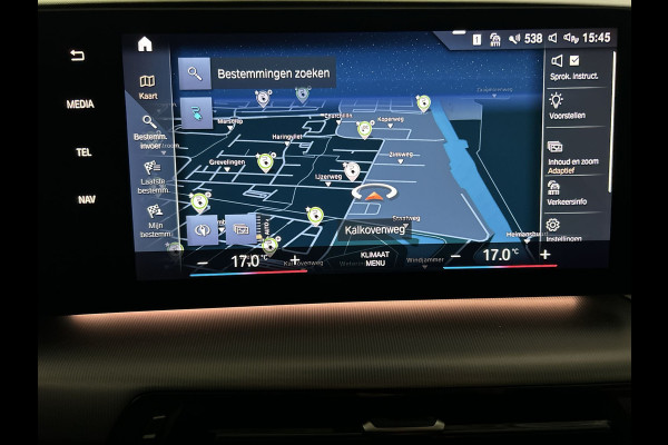 BMW iX1 xDrive30 Launch Edition 67 kWh Privacy Glass | Premium pakket | Comfort Pakket | Achteruitrijcamera | Winterset! | Soh (batterijcheck) 100%