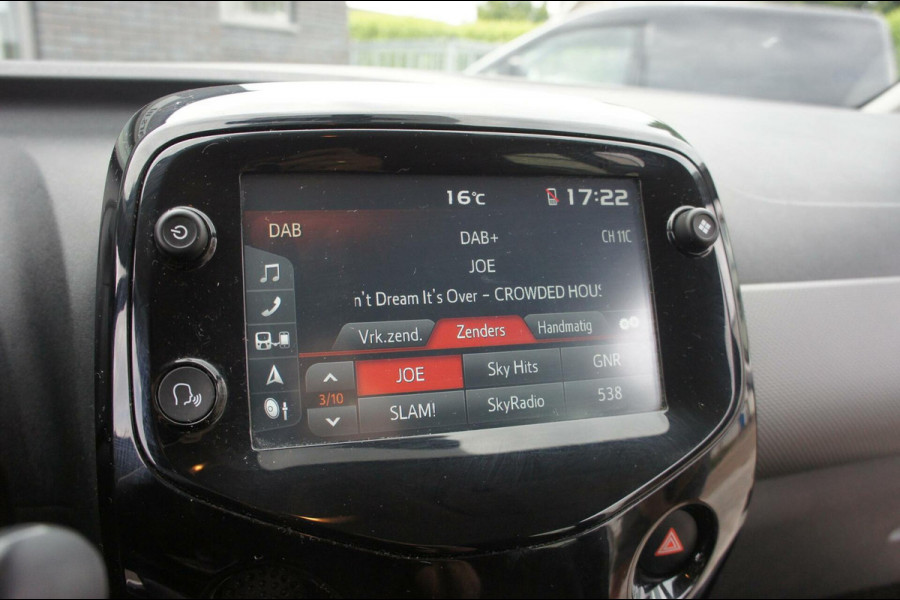 Peugeot 108 1.0 e-VTi 72pk Automaat Clima|Camera|CarPlay|Velgen