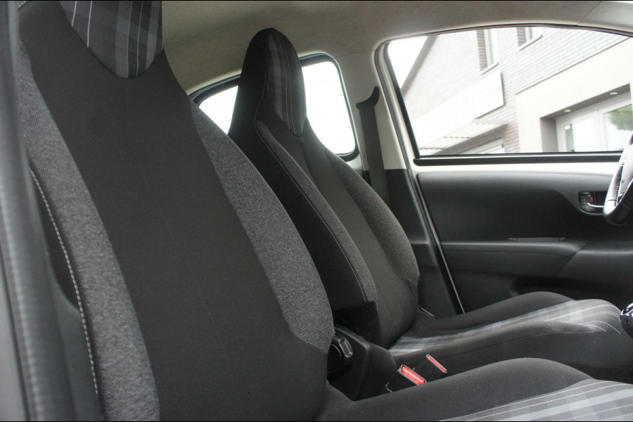 Peugeot 108 1.0 e-VTi 72pk Automaat Clima|Camera|CarPlay|Velgen