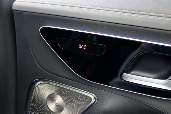 Mercedes-Benz EQE 300 AMG Line 89 kWh | Hyperscreen |  Achterasbesturing | Distronic+ | Panoramadak | Burmester | Digital Light | Verwarmd Stuurwiel | Warmtepomp | Luchtkwaliteitspakket |