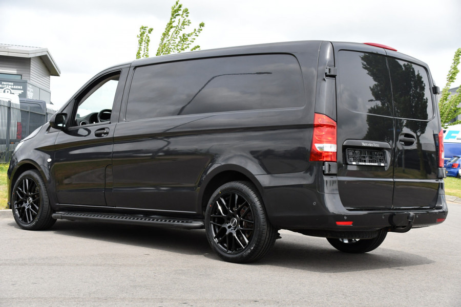 Mercedes-Benz Vito 119 CDI L2 AMG Edition Camera, Cruise, Carplay, LED, 190PK, Automaat, Trekhaak, Sensoren, Stoelverwarming, Uniek!