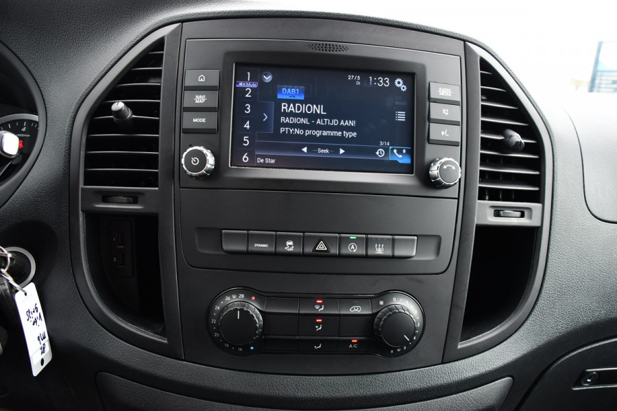 Mercedes-Benz Vito 119 CDI L2 AMG Edition Camera, Cruise, Carplay, LED, 190PK, Automaat, Trekhaak, Sensoren, Stoelverwarming, Uniek!