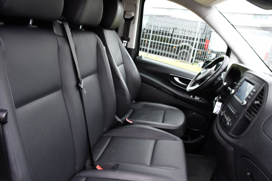 Mercedes-Benz Vito 119 CDI L2 AMG Edition Camera, Cruise, Carplay, LED, 190PK, Automaat, Trekhaak, Sensoren, Stoelverwarming, Uniek!