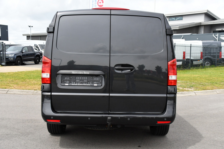 Mercedes-Benz Vito 119 CDI L2 AMG Edition Camera, Cruise, Carplay, LED, 190PK, Automaat, Trekhaak, Sensoren, Stoelverwarming, Uniek!