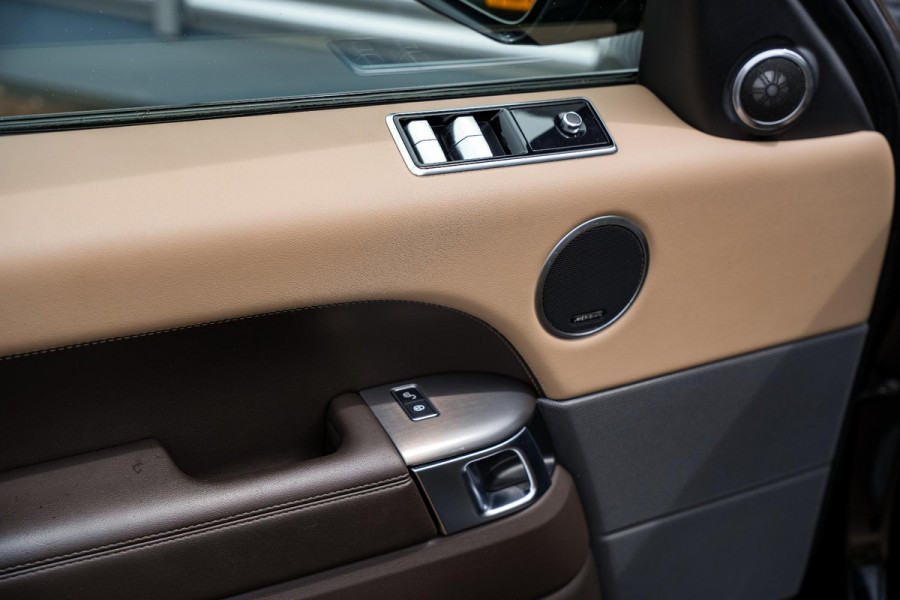 Land Rover Range Rover Sport 2.0 P400e HSE Dynamic SVR Panoramadak Matrix LED Meridian DAB+ Keyless 360Cam 23''LM