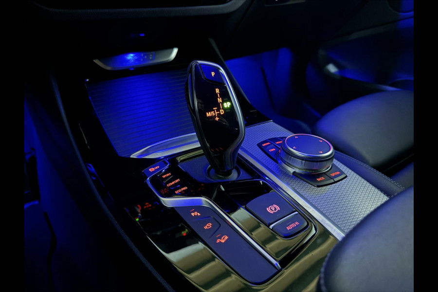 BMW X3 xDrive20i M Sport Black Edition Pano HUD Sfeer NAP