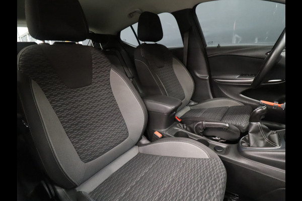 Opel Astra 1.2 Sport [CAMERA, PARKEERSENSOR V+A, NAVIGATIE, CRUISE CONTROL, CLIMATE CONTROL, NIEUWSTAAT]
