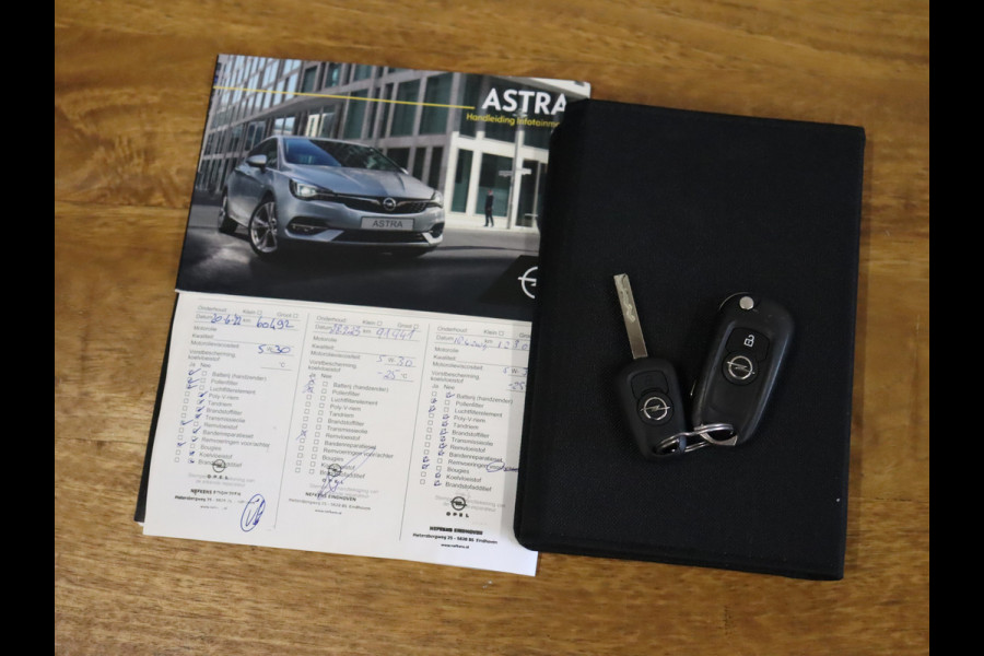 Opel Astra 1.2 Sport [CAMERA, PARKEERSENSOR V+A, NAVIGATIE, CRUISE CONTROL, CLIMATE CONTROL, NIEUWSTAAT]