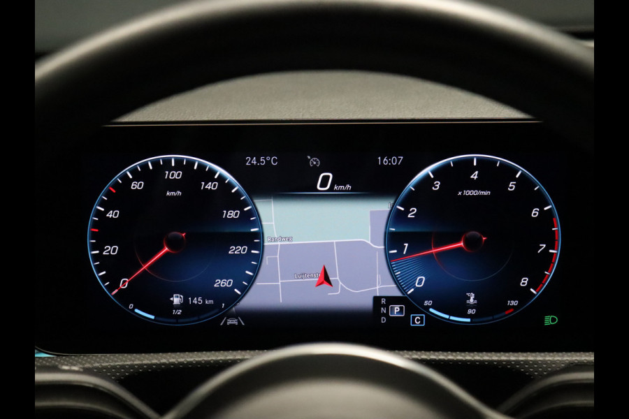 Mercedes-Benz A-Klasse 180 Business Solution Luxury Line [CAMERA, APPLE CARPLAY, ANDROID, VOL LEDER, STOELVERWARMING, CRUISE, CLIMATE, NIEUWSTAAT]