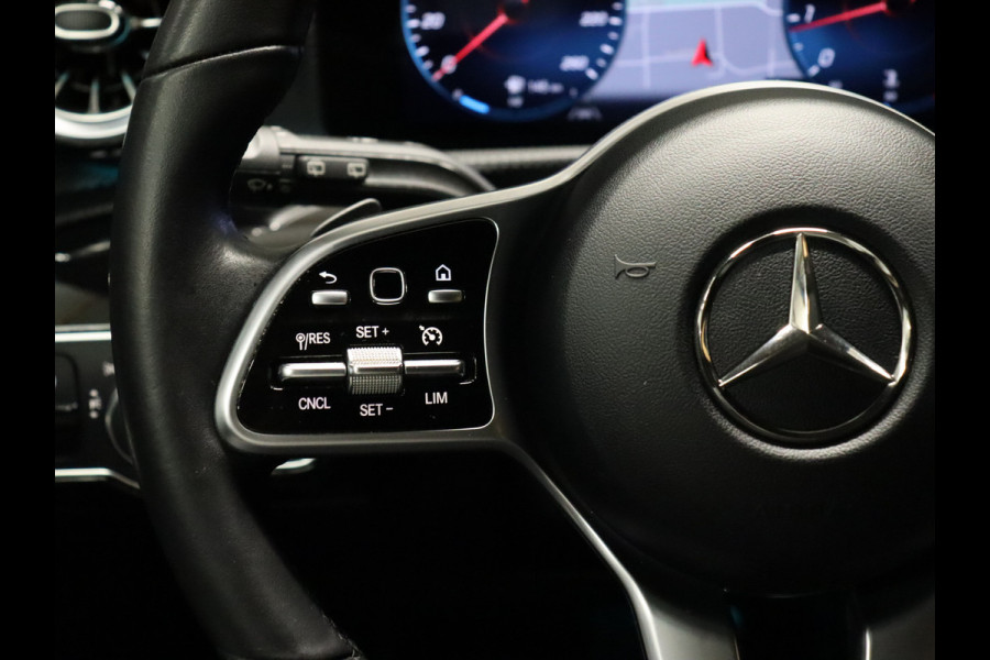 Mercedes-Benz A-Klasse 180 Business Solution Luxury Line [CAMERA, APPLE CARPLAY, ANDROID, VOL LEDER, STOELVERWARMING, CRUISE, CLIMATE, NIEUWSTAAT]