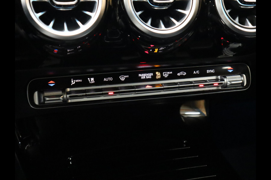 Mercedes-Benz A-Klasse 180 Business Solution Luxury Line [CAMERA, APPLE CARPLAY, ANDROID, VOL LEDER, STOELVERWARMING, CRUISE, CLIMATE, NIEUWSTAAT]