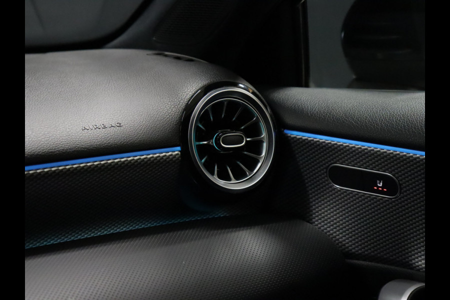 Mercedes-Benz A-Klasse 180 Business Solution Luxury Line [CAMERA, APPLE CARPLAY, ANDROID, VOL LEDER, STOELVERWARMING, CRUISE, CLIMATE, NIEUWSTAAT]
