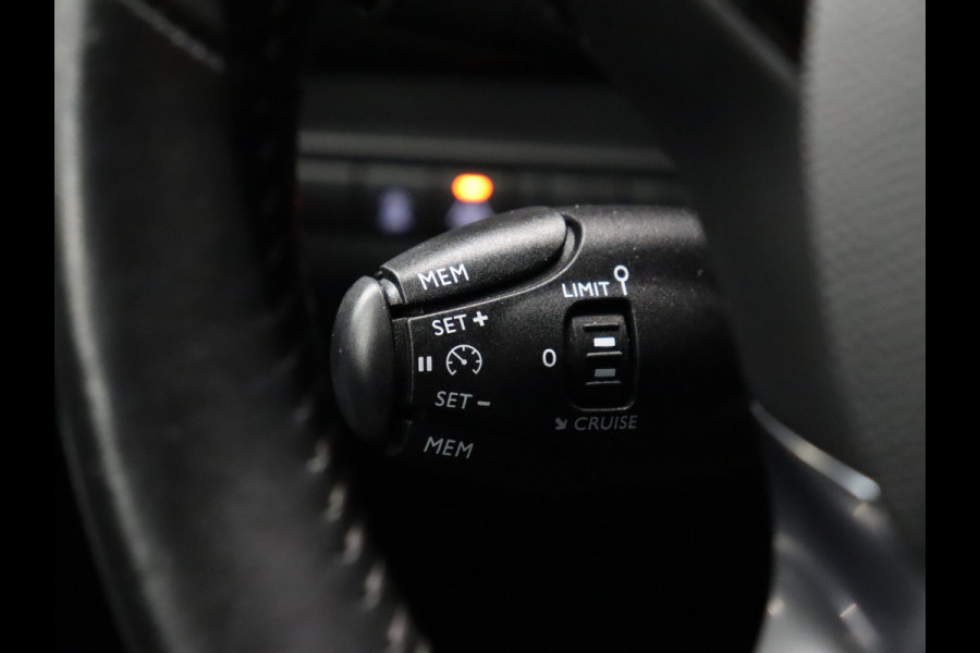 Peugeot 308 1.2 PureTech Blue Lease Active [APPLE CARPLAY, NAVIGATIE, ANDROID, PARKEERSENSOREN V+A, CRUISE CONTROL, CLIMATE, NIEUWSTAAT]