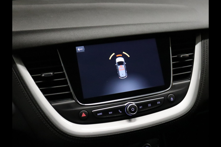 Opel Grandland X 1.2 Turbo Business Edition [APPLE CARPLAY, ANDROID, PARKEERSENSOREN V+A, NAVIGATIE, CRUISE, AIRCO, NIEUWSTAAT]
