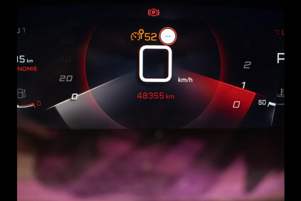 Peugeot 208 1.2 PureTech Allure Sport (APPLE CARPLAY,NAVI,CRUISE,LED,SFEERVERLICHTING,KEYLESS,CAMERA,PDC,DAB,LM VELGEN,NETTESTAAT)