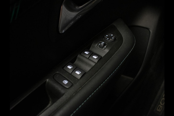 Peugeot 208 1.2 PureTech Allure Sport (APPLE CARPLAY,NAVI,CRUISE,LED,SFEERVERLICHTING,KEYLESS,CAMERA,PDC,DAB,LM VELGEN,NETTESTAAT)