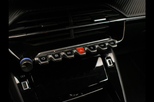 Peugeot 208 1.2 PureTech Allure Sport (APPLE CARPLAY,NAVI,CRUISE,LED,SFEERVERLICHTING,KEYLESS,CAMERA,PDC,DAB,LM VELGEN,NETTESTAAT)