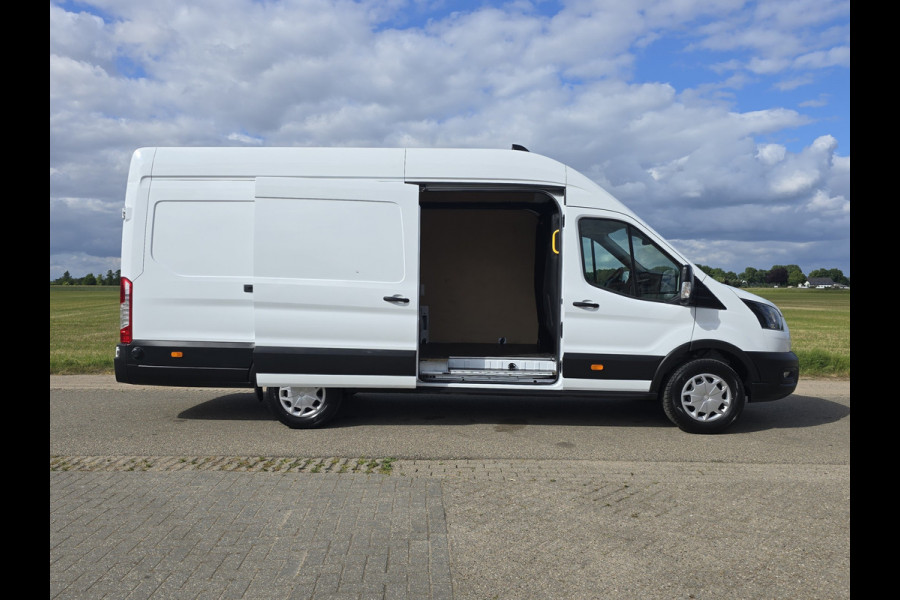 Ford Transit 350 2.0 TDCI L4 H3 Trend RWD - 170 Pk - Euro 6 - ParkeerCamera - Airco - Cruise Control